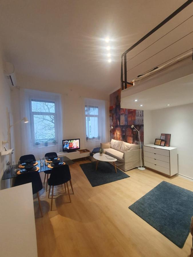 Petofi Apartment With Air Condition Budapest Exterior photo